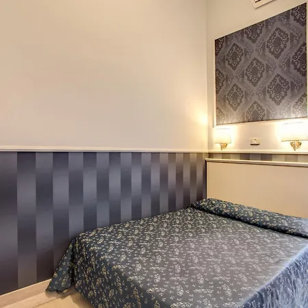 Hotel Anfiteatro Flavio Rome