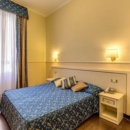 Hotel Anfiteatro Flavio Rzym