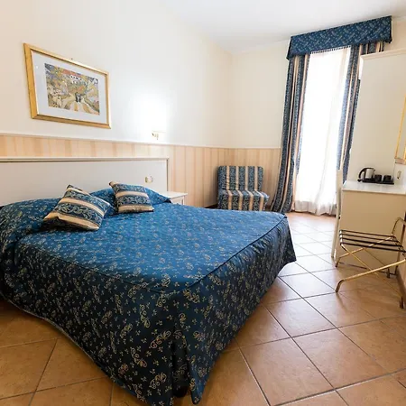 Anfiteatro Flavio Hotel Rzym